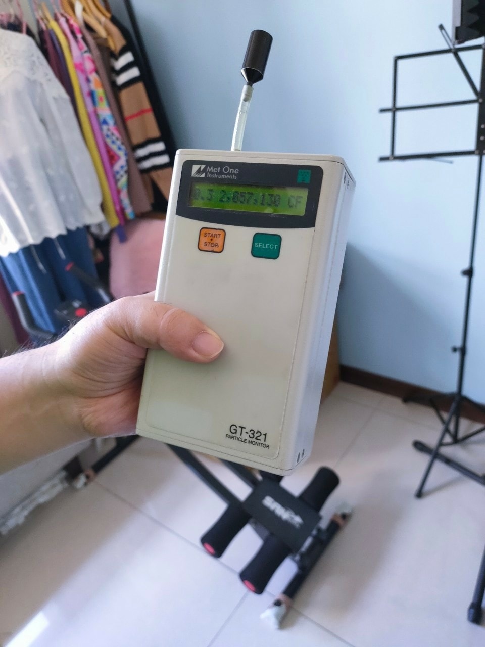 20251027-zg5x0 20251027-zg5x0