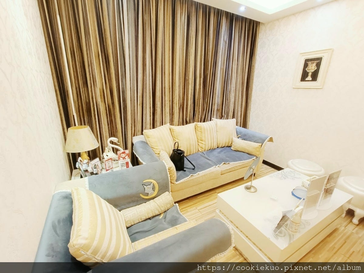 20251027-4ng70 20251027-4ng70