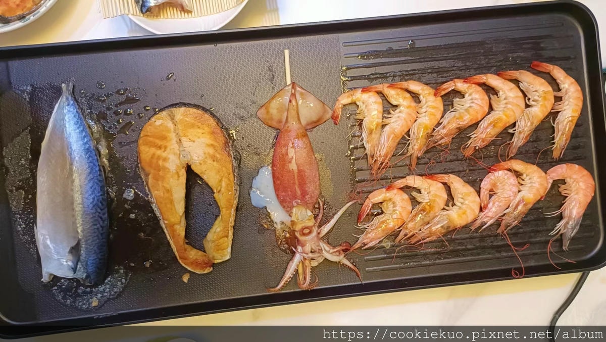 20251027-l197j 20251027-l197j