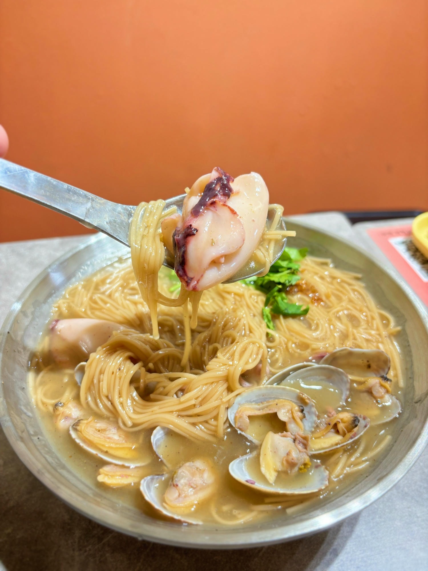 新北美食推薦｜永和新開幕杓子麵線｜超大碗．料多．豐富又實在，台式炸物必點！